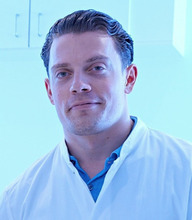 Julian L. Wichmann